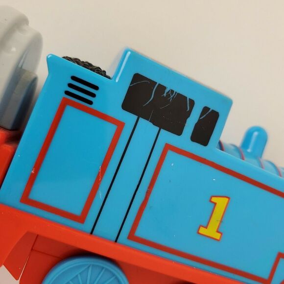Thomas the Train‎ Talking Thomas Toy - Picture 2 of 6